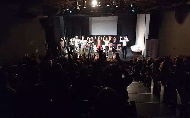 Elenco de la obra teatral Sordoyentes